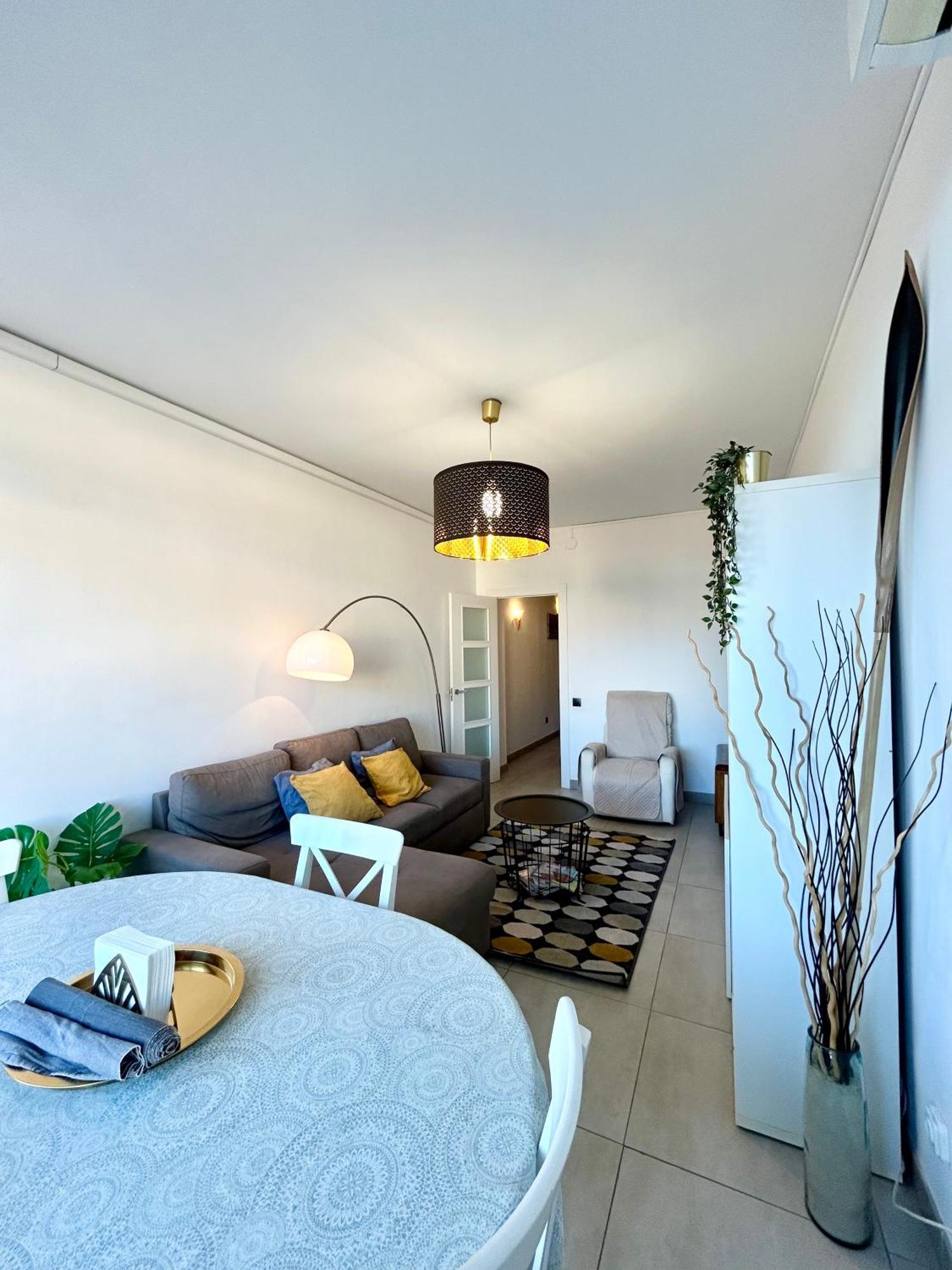Apartment Sagrera บาร์เซโลนา ภายนอก รูปภาพ